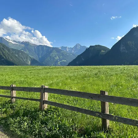 Cozy Loft In The Alps Of Zillertal