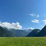 Apartment Cozy Loft In The Alps Of Zillertal *
